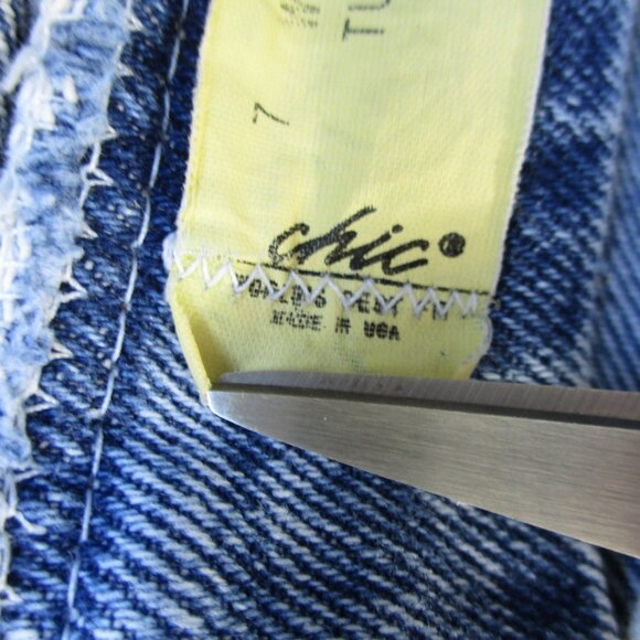 VINTAGE Chic Skirt Womens 7 Blue Acid Wash Denim Jean Short 80s 90s Made In USA - Picture 9 of 14